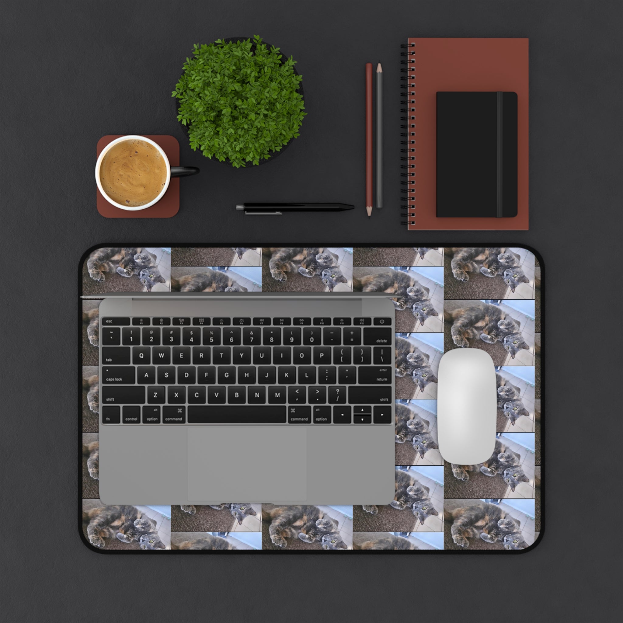 Cat Photo Pattern Desk Mat — Cozy Tabby Mousepad-Style Desk Protector