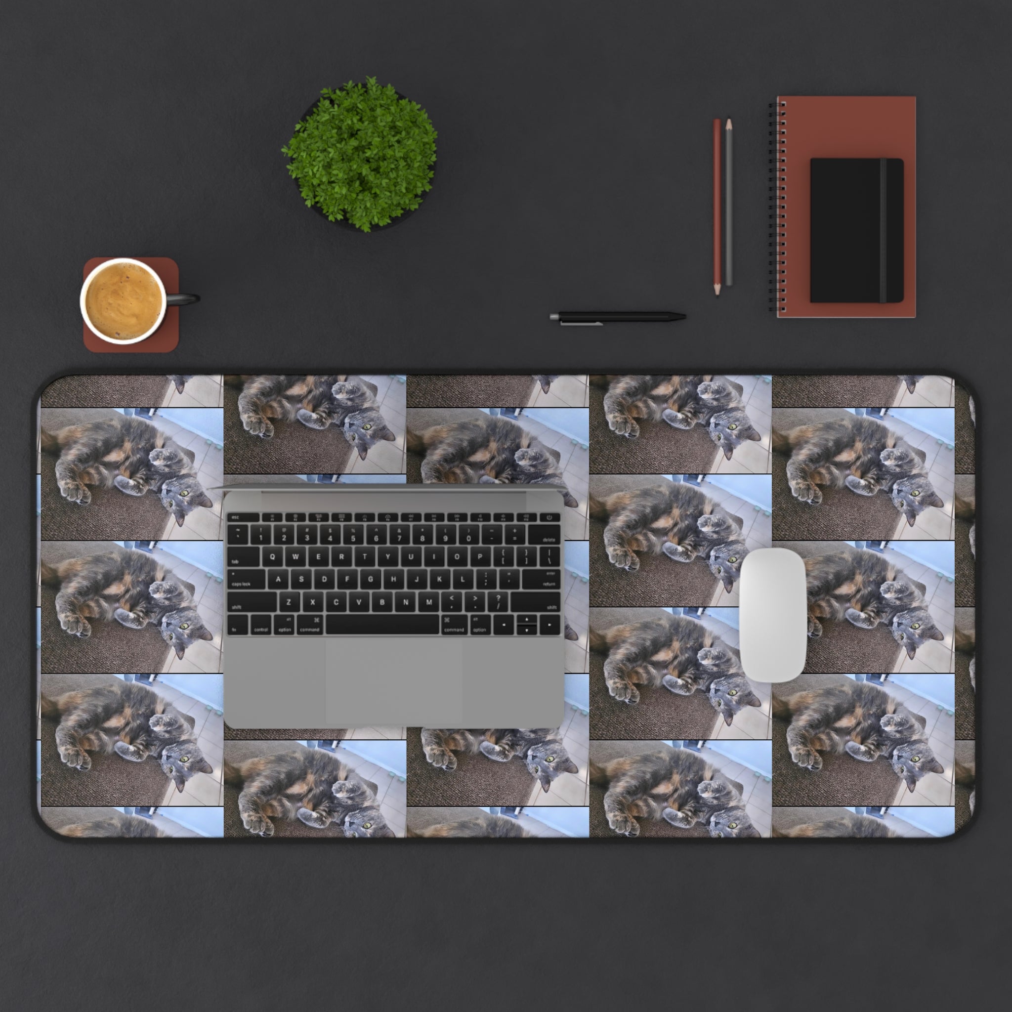 Cat Photo Pattern Desk Mat — Cozy Tabby Mousepad-Style Desk Protector